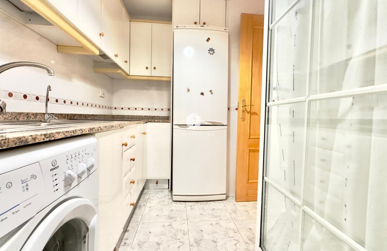 Resale - Apartment / flat -
Torrevieja - La Mata Pueblo