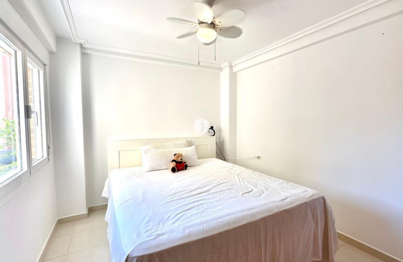 D'occasion - Appartement -
Orihuela Costa - Campoamor