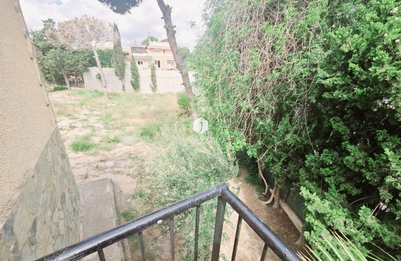 Resale - Villa -
Torrevieja - Los Balcones - Los Altos del Edén