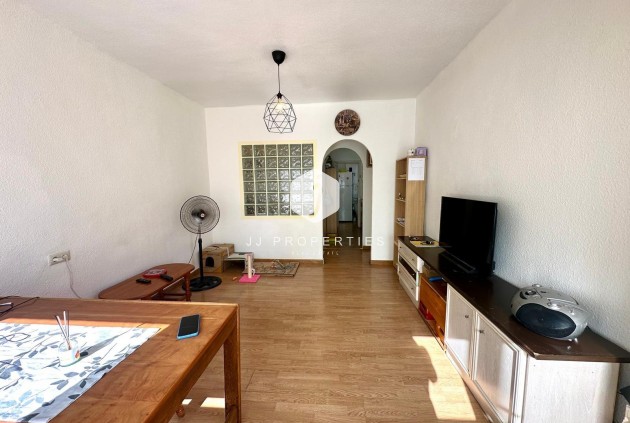 Resale - Apartment / flat -
Torrevieja - Estacion de autobuses