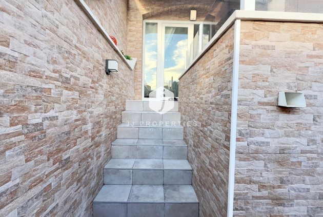 Segunda mano - Bungalow -
Torrevieja - Torreblanca