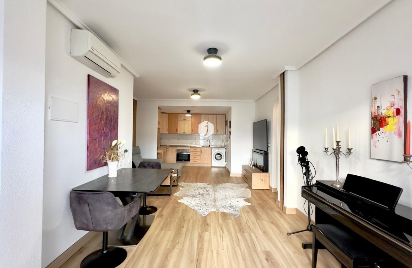 Segunda mano - Bungalow -
Torrevieja - Torreblanca