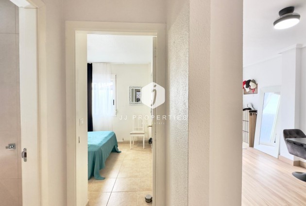 Segunda mano - Bungalow -
Torrevieja - Torreblanca