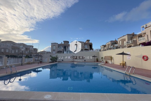 Segunda mano - Bungalow -
Torrevieja - Torreblanca