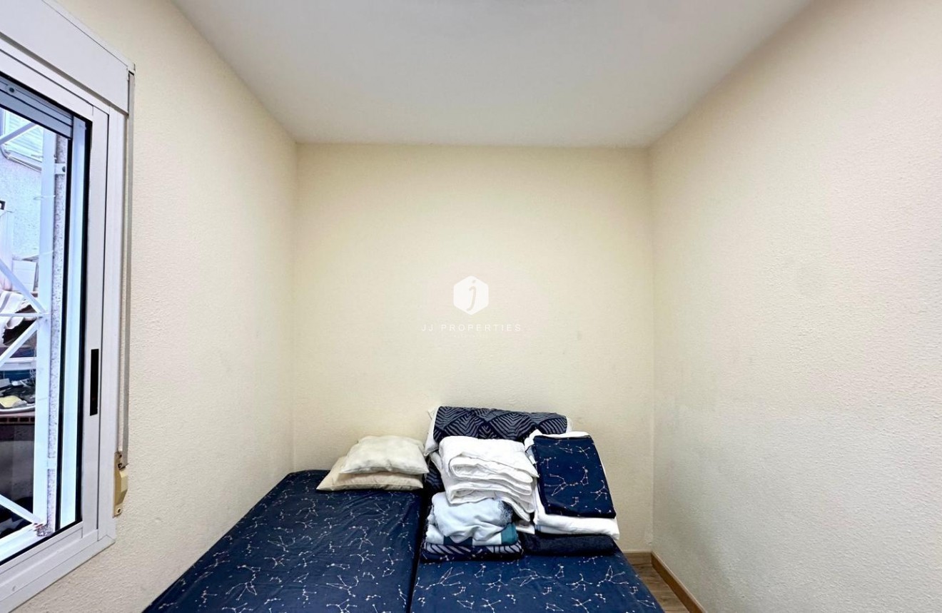 Resale - Bungalow -
Torrevieja - Torreblanca