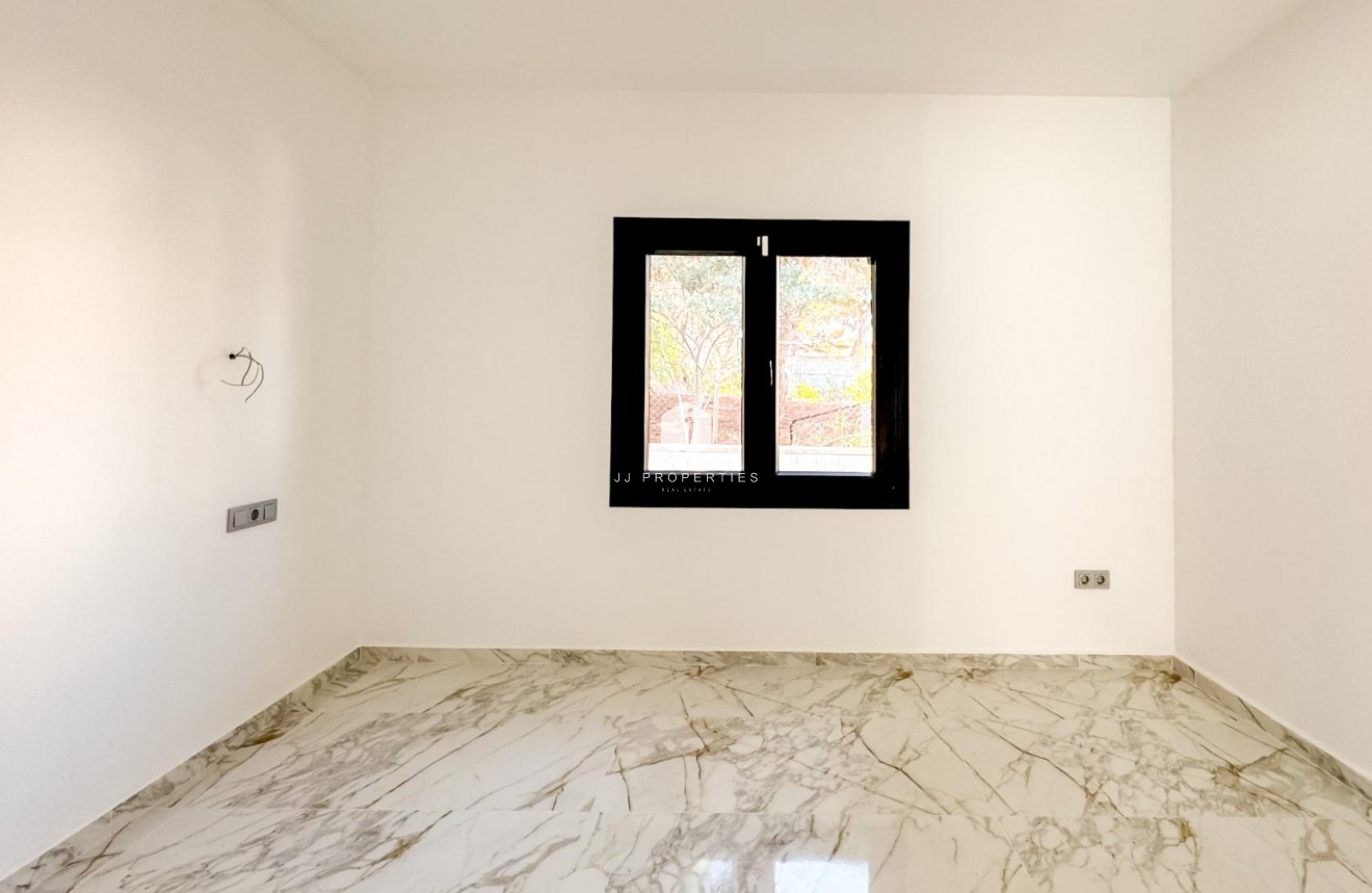 Resale - Villa -
Torrevieja - Los Balcones - Los Altos del Edén