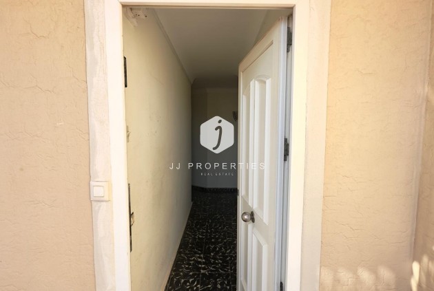 Resale - Apartment / flat -
Torrevieja - Zona Los Frutales