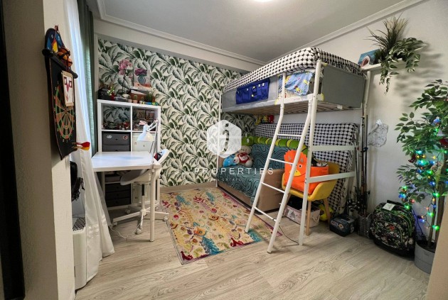 Resale - Apartment / flat -
Torrevieja - aguas nuevas