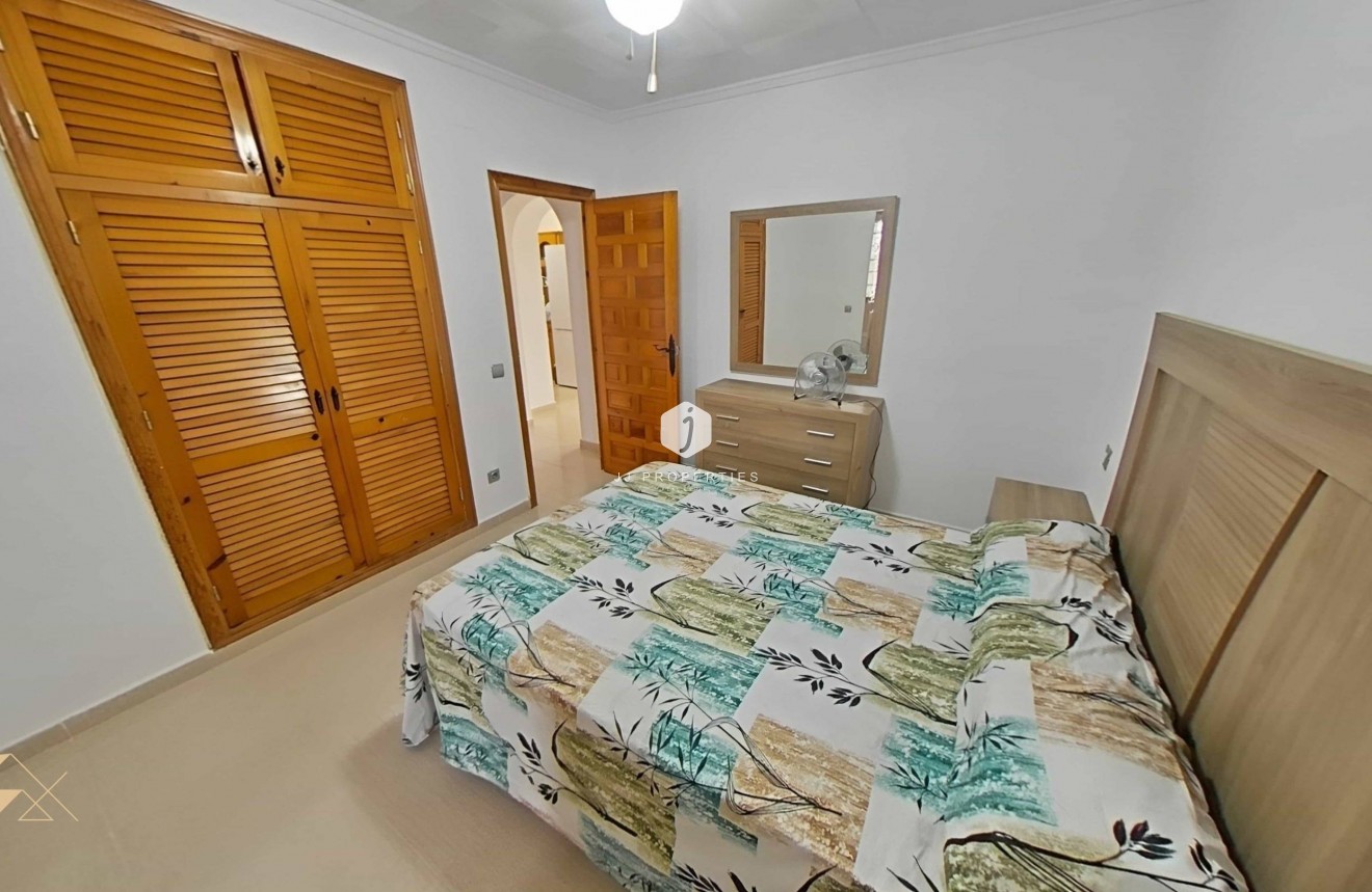 Resale - Villa -
Torrevieja - San luis