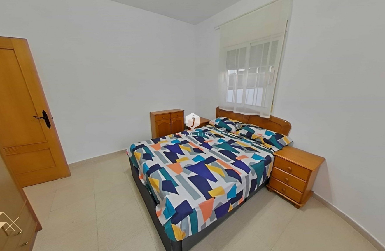 Resale - Villa -
Torrevieja - San luis