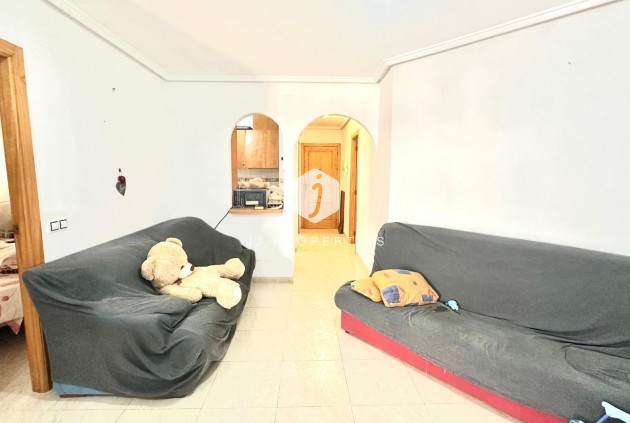 Resale - Apartment / flat -
Torrevieja - Estacion de autobuses