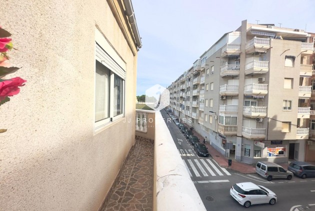 Resale - Penthouse -
Torrevieja - Estacion de autobuses