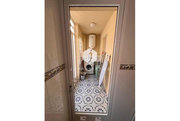 Resale - Chalet -
Orihuela Costa - Campoamor