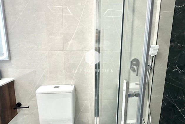 Resale - Apartment / flat -
Torrevieja - Playa del Cura