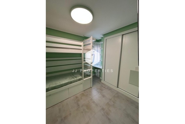 Resale - Apartment / flat -
Torrevieja - Playa del Cura