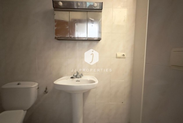Resale - Apartment / flat -
Torrevieja - Centro