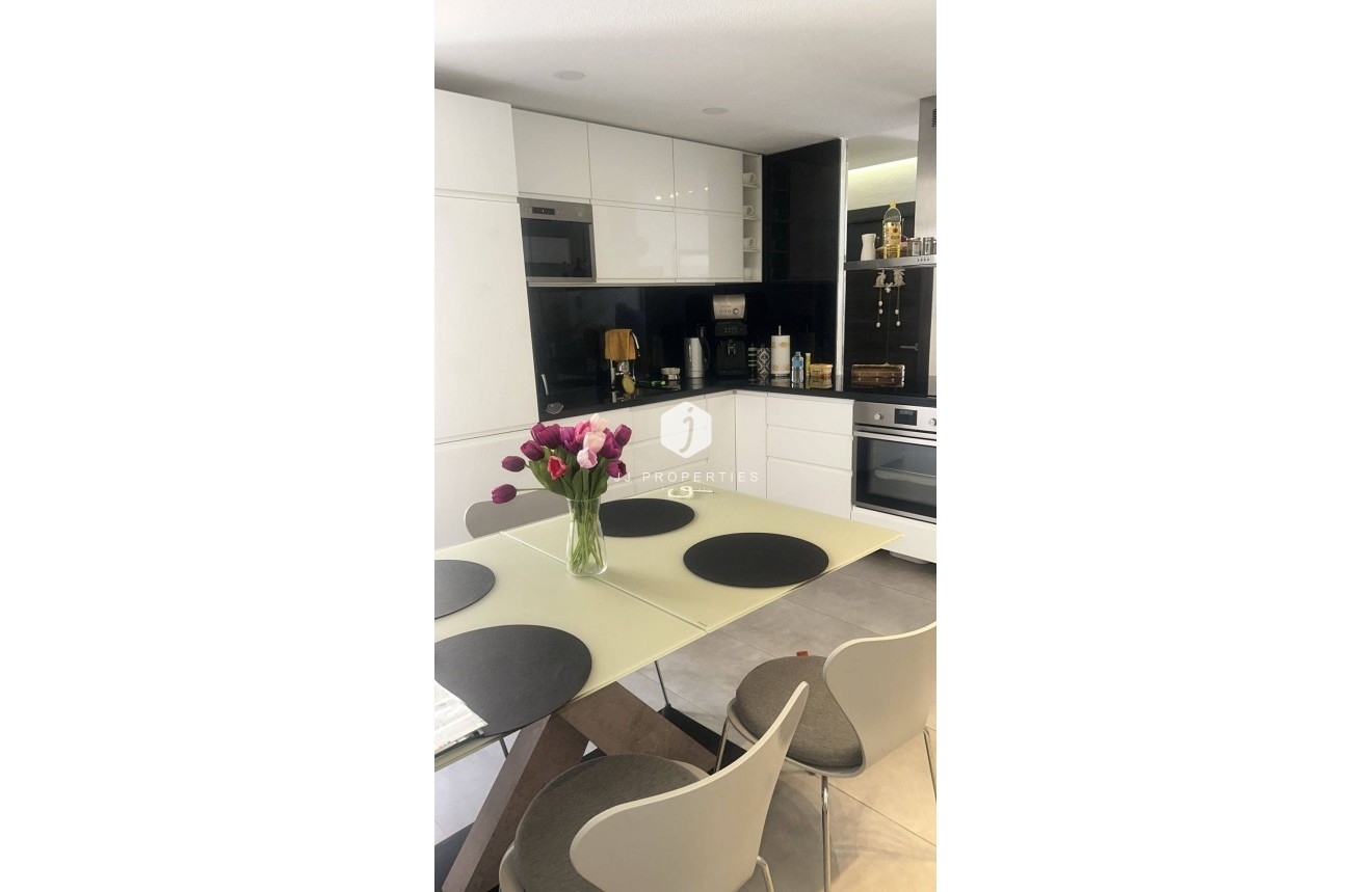 Resale - Penthouse -
Torrevieja - Centro