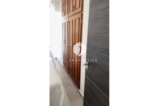 Resale - Penthouse -
Torrevieja - Centro