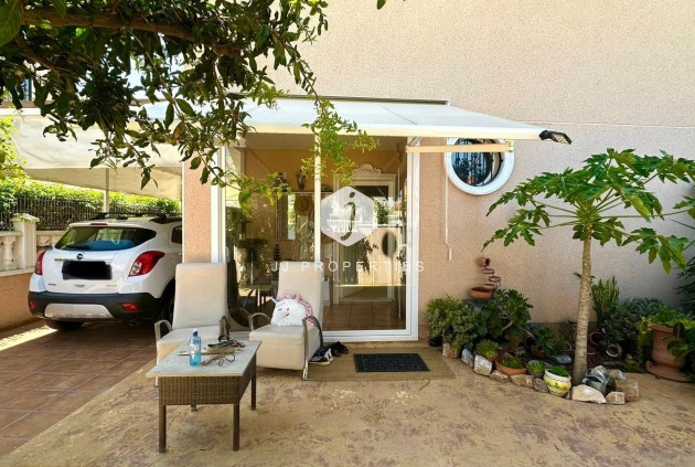 Resale - Villa -
Orihuela Costa - La Regia