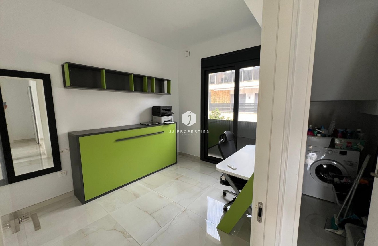 Resale - Villa -
Orihuela Costa - Lomas de Cabo Roig