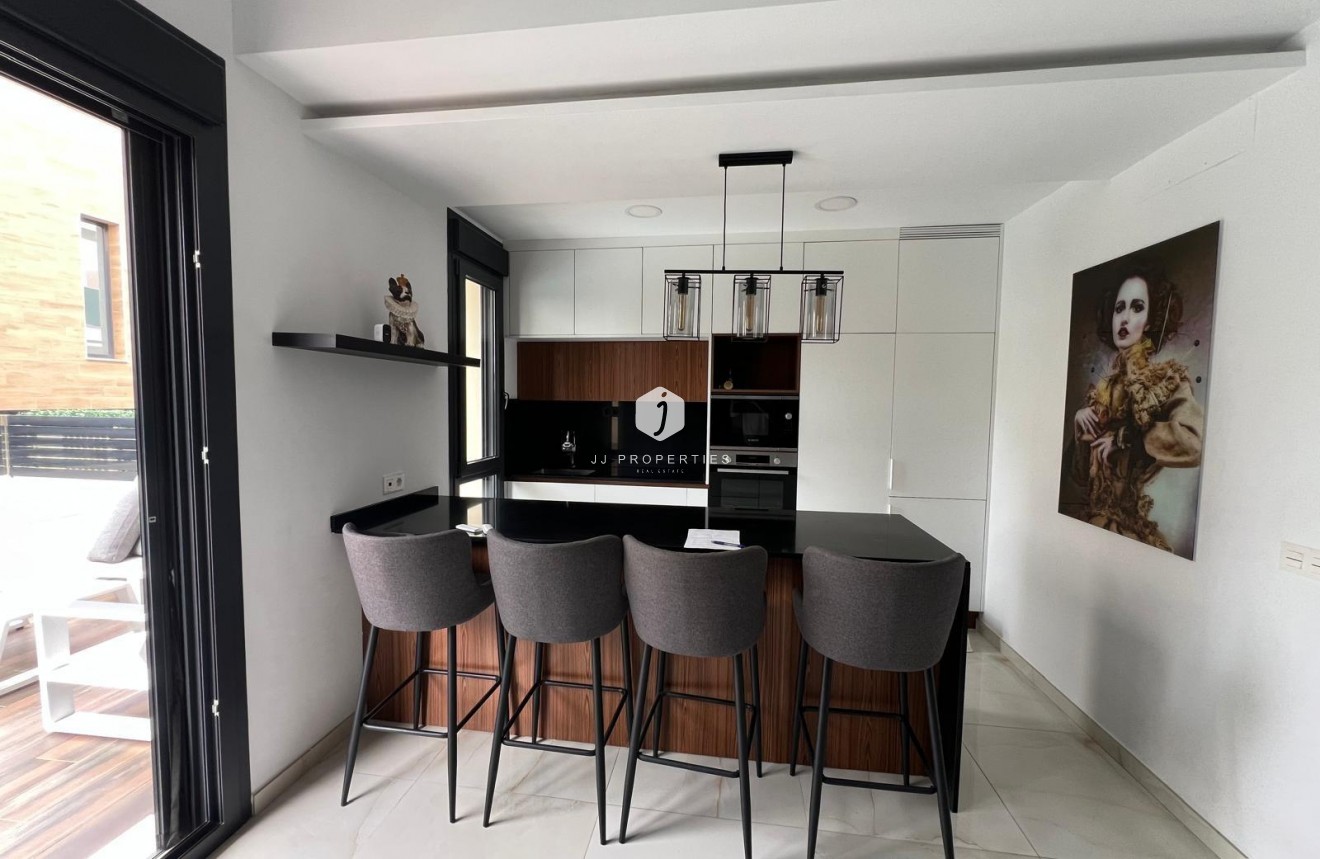 Resale - Villa -
Orihuela Costa - Lomas de Cabo Roig