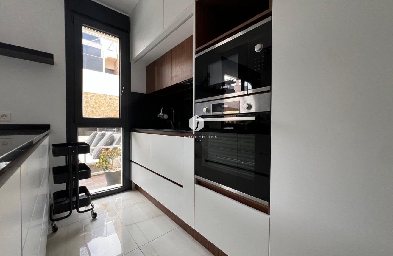 Resale - Villa -
Orihuela Costa - Lomas de Cabo Roig