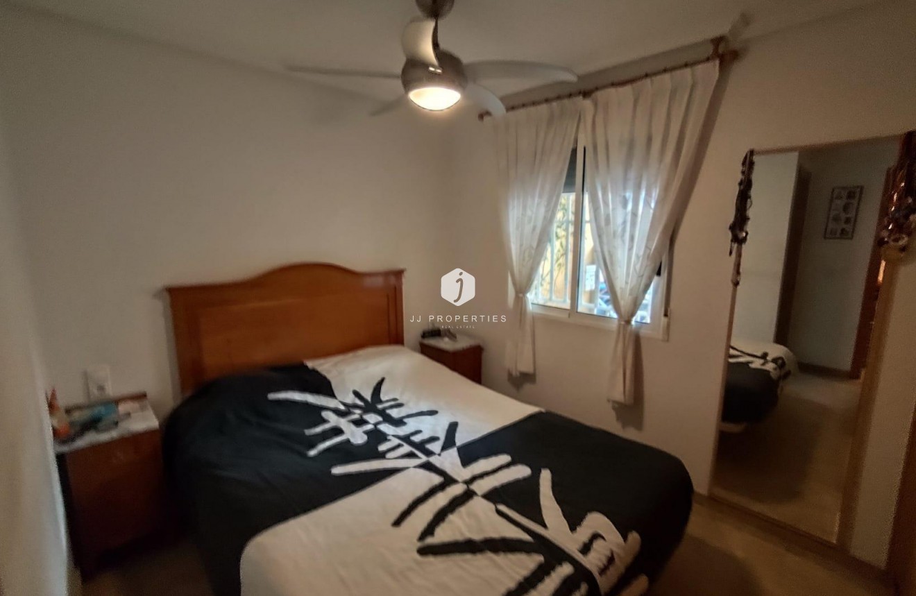 D'occasion - Appartement -
Torrevieja - Estacion de autobuses