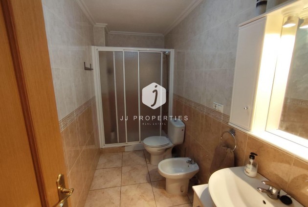 D'occasion - Appartement -
Torrevieja - Estacion de autobuses