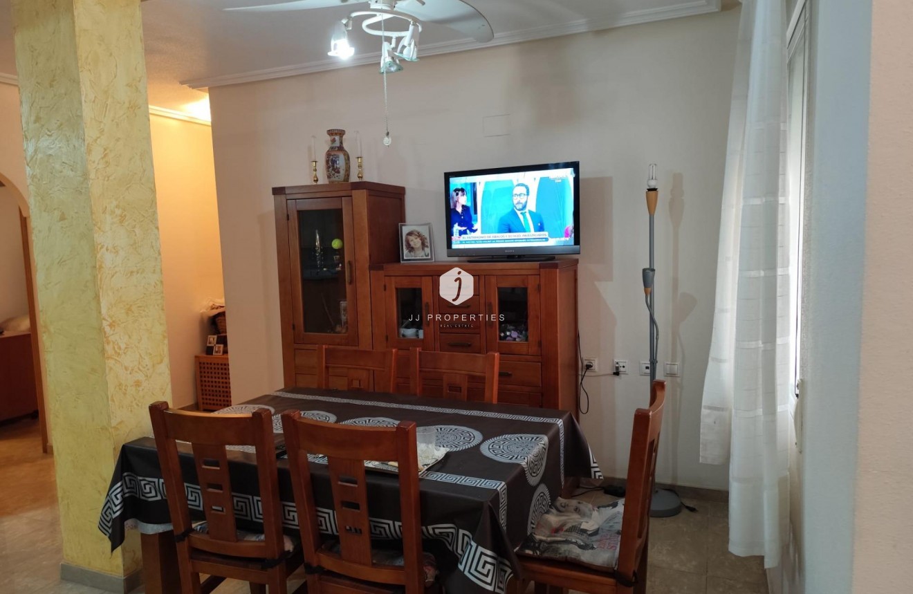 D'occasion - Appartement -
Torrevieja - Estacion de autobuses