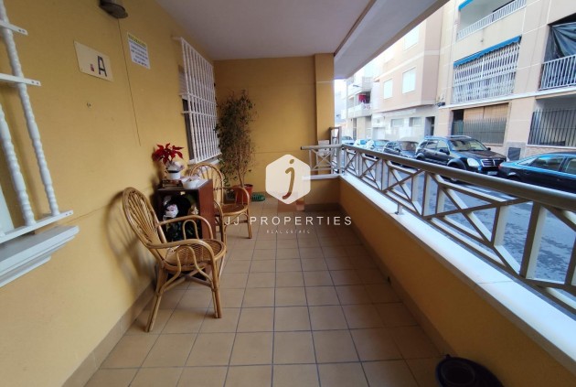 D'occasion - Appartement -
Torrevieja - Estacion de autobuses