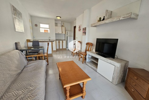 Resale - Apartment / flat -
Torrevieja - Centro