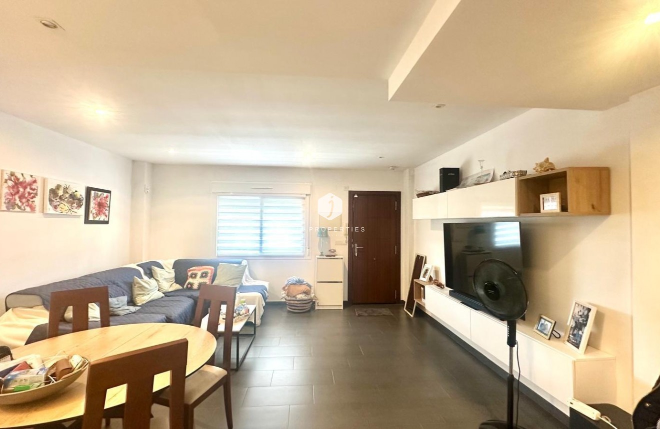 Resale - Chalet -
Torrevieja - aguas nuevas