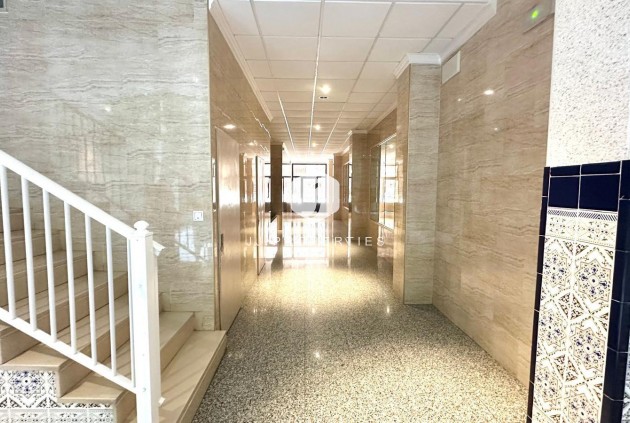 Aus zweiter Hand - Penthouse -
Torrevieja - Centro