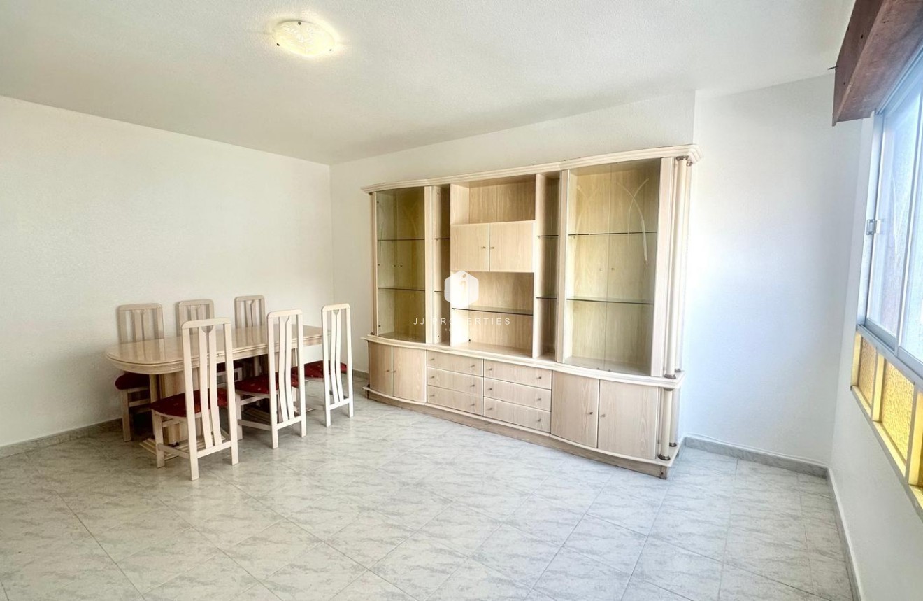 Resale - Apartment / flat -
Torrevieja - Estacion de autobuses