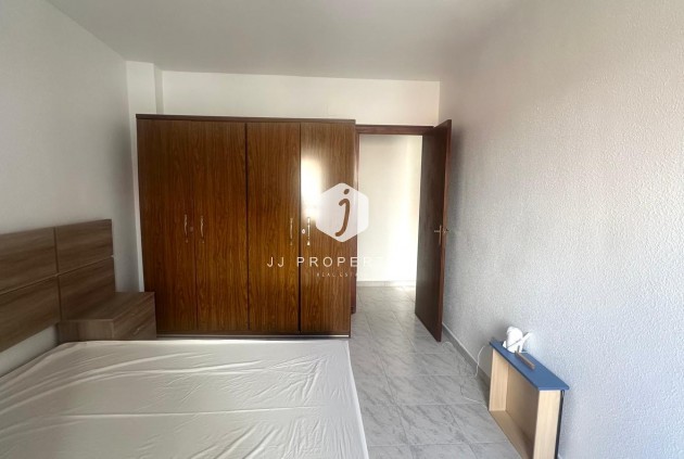 Resale - Apartment / flat -
Torrevieja - Estacion de autobuses