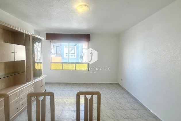 Resale - Apartment / flat -
Torrevieja - Estacion de autobuses