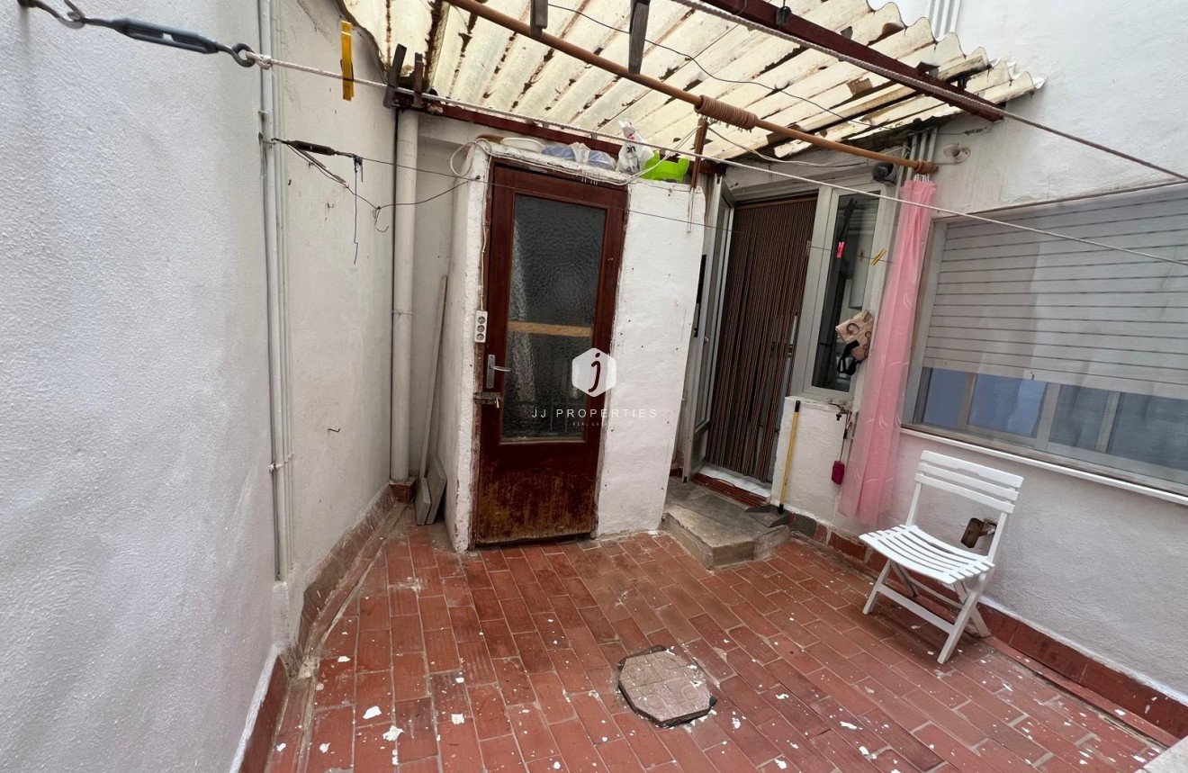 Resale - Apartment / flat -
Torrevieja - Playa del Cura