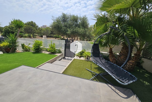 Resale - Villa -
Orihuela Costa - La Regia