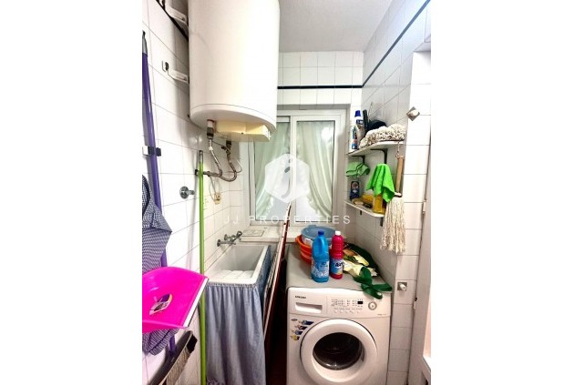 Resale - Apartment / flat -
Torrevieja - Centro