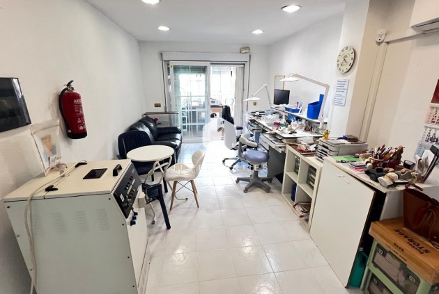 Resale - Apartment / flat -
Torrevieja