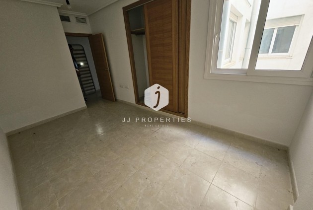 Aus zweiter Hand - Wohnung -
Torrevieja