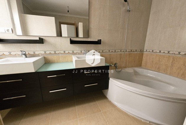 Aus zweiter Hand - Wohnung -
Torrevieja