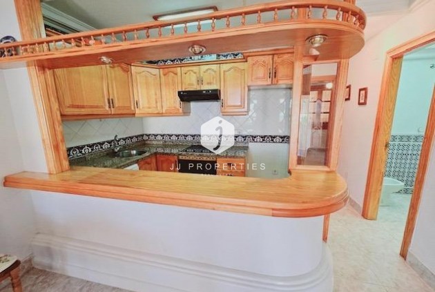 Resale - Villa -
Guardamar del Segura - Guarmar Del Segura