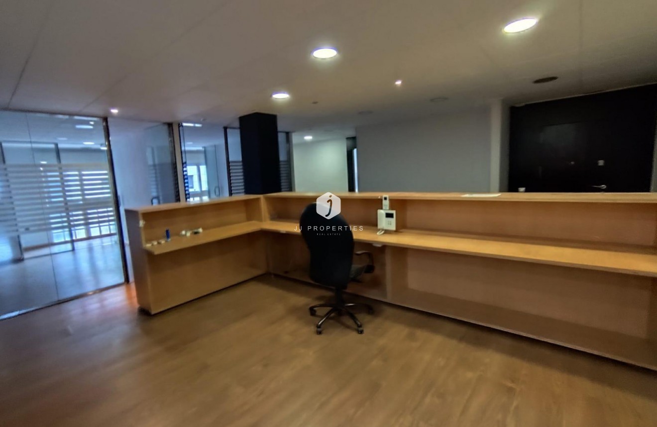 Resale - Apartment / flat -
Torrevieja - Puerto