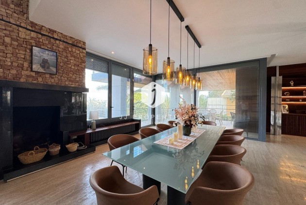 Resale - Villa -
Orihuela Costa - Altos De Campoamor