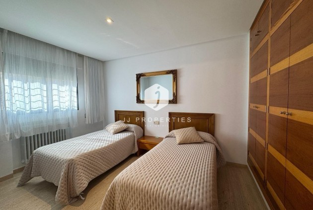 Resale - Villa -
Orihuela Costa - Altos De Campoamor