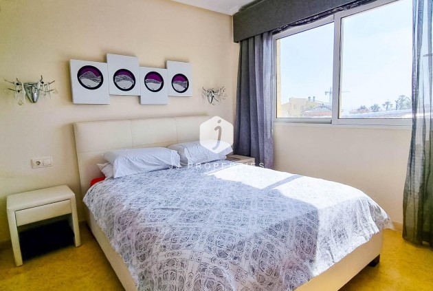 D'occasion - Villa -
Torrevieja - Torre la mata