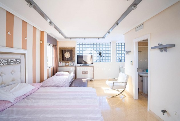 D'occasion - Villa -
Torrevieja - Torre la mata