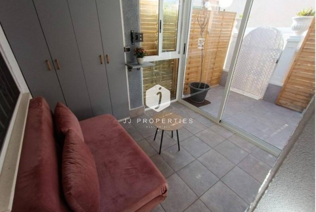 Resale - Apartment / flat -
Torrevieja - Los Balcones