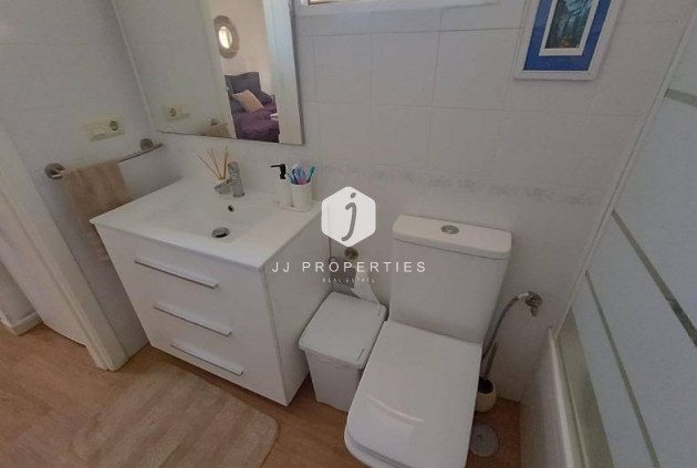 Resale - Apartment / flat -
Torrevieja - Los Balcones